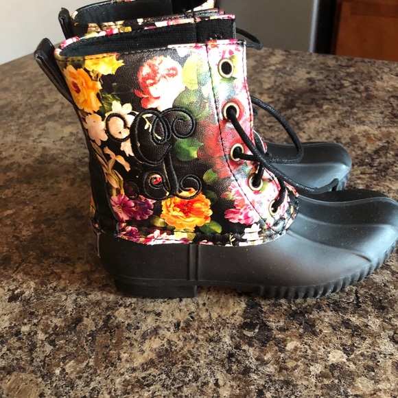 Floral Rain boots w/ (Monogrammed initial “G”) - Picture 1 of 5
